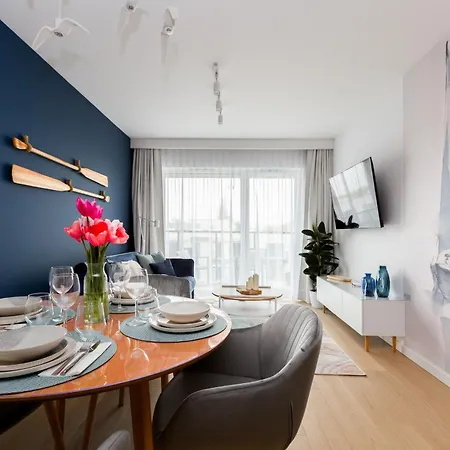 The Soaring Seagulls With Parking Lägenhet