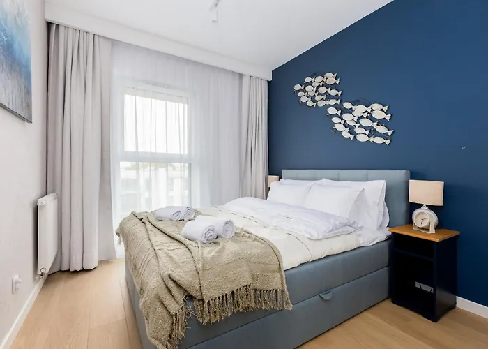 The Soaring Seagulls With Parking شقة