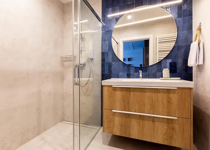 The Soaring Seagulls With Parking شقة غدانسك